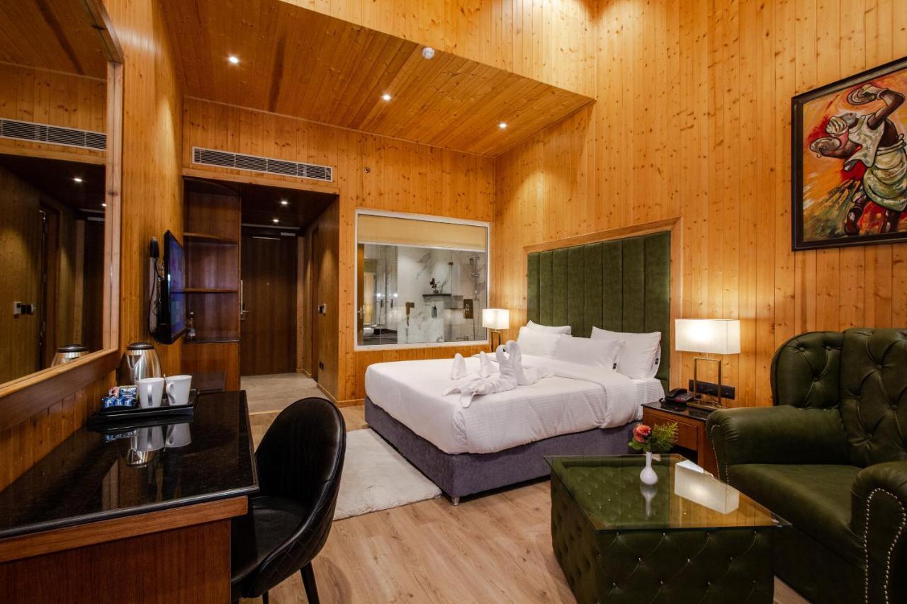 Palchan Hotel & Spa - A Member Of Radisson Individuals Retreats มะนาลี ภายนอก รูปภาพ